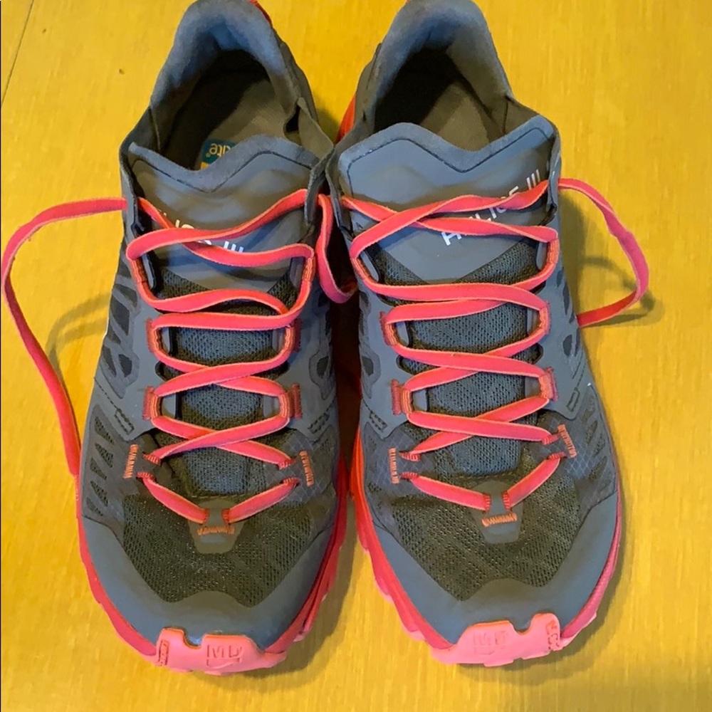La Sportiva trail running shoe Helios 3